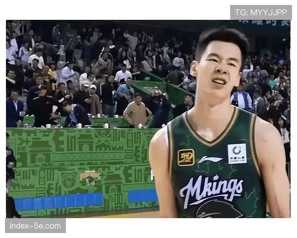 王岚嵚郭昊文合砍四十四分 同曦后场双枪难救主